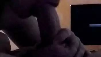 novinha mamando escondido Spankbang 