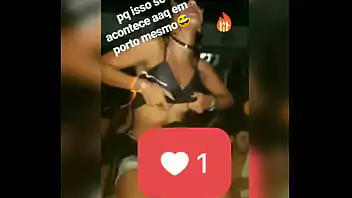 Nua na festa