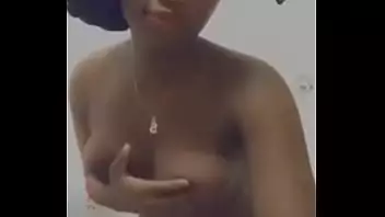 nudes de peitos Cam4 