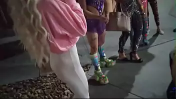 Pagando peitinho na montanha russa