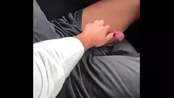 pegando no pau do amigo pegando no pau do amigo Sexo Quente