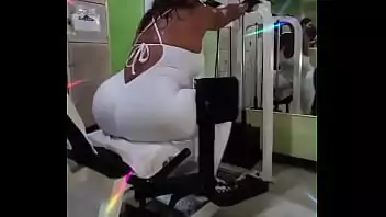 Porno com mulher melancia