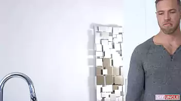 Porno gay alex mecum