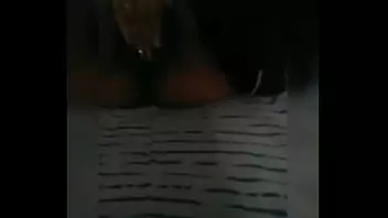 Putinha se masturbando