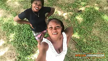 Sexo romântico lesbica