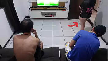 tia perdeu o cu na aposta tia perdeu o cu na aposta Meu marido corno perdeu o prêmio da aposta de futebol e tive que dar o cu pro amigo dele - Bia Martins