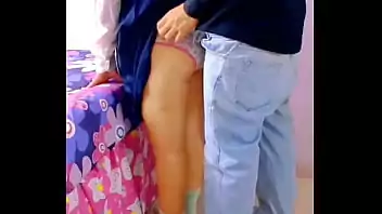 videos de novinha transando Marido chega em casa e pega esposa gostosa transando com uma novinha safada 