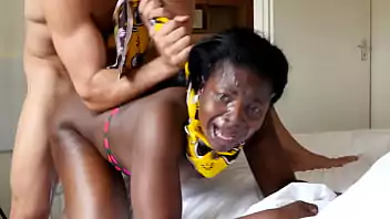 Africana se masturbando