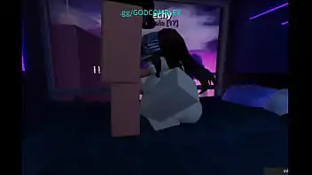 Anitta pagando um boquete