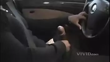 Ator famoso pelado