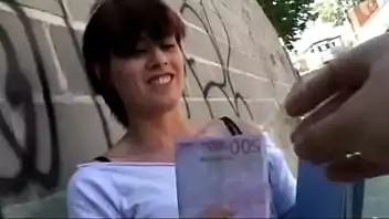 Cris pekena nua