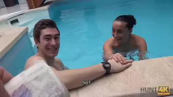 homem fazendo sexo na piscina homem fazendo sexo na piscina Spankbang