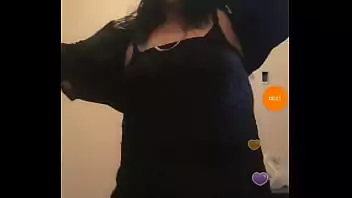 homens coroas se masturbando Coroa gostosa se masturbando no banheiro 