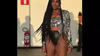 iza cantora nude Iza - Te pegar 