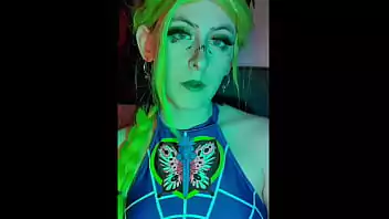 Jolyne se masturbando