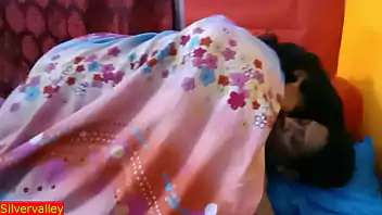 Kid bengala debaixo da cama