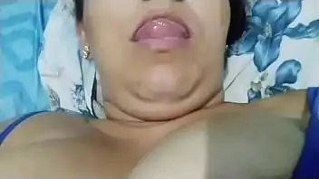 morena da buceta cabeluda Buceta cabeluda, porra, bunda grande e bucetinha 