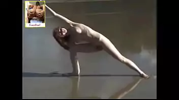 Mulher nua loira