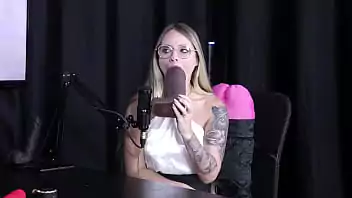 naty varga transando naty varga transando Fiz meu amigo gozar na minha boca