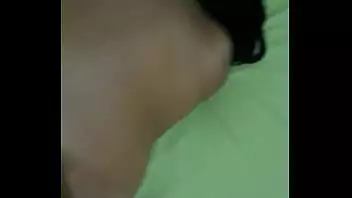 Negona gemendo muito