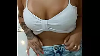 Novinha de mini saia porno