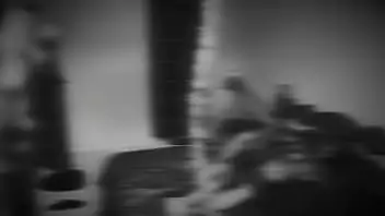 Novinha pelada no banho