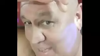 Novinha trepando com negão