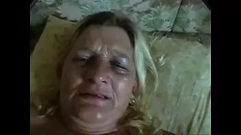 novinho comendo a velha Surubas 