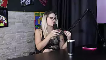 Petite elli pelada