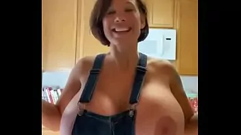 Porno coroa tetuda