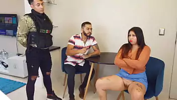 taina costa mamando Estou com tesão e feliz por ver meu meio-irmão ainda em casa 