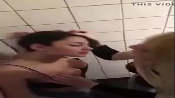 xxx no banheiro xxx no banheiro Spankbang