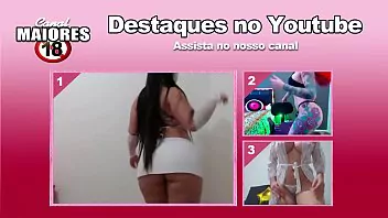 Youtuber gostosa pelada